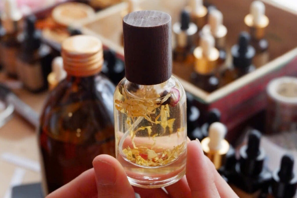 Workshop Doanh Nghiệp - Nước Hoa Xịt (Pray Perfume)