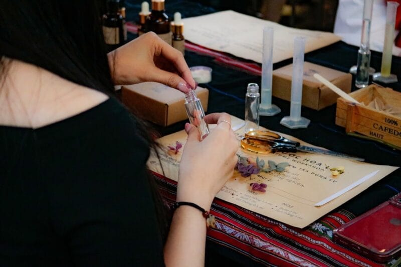 Workshop Nước Hoa Lăn (Rollerball Perfume)