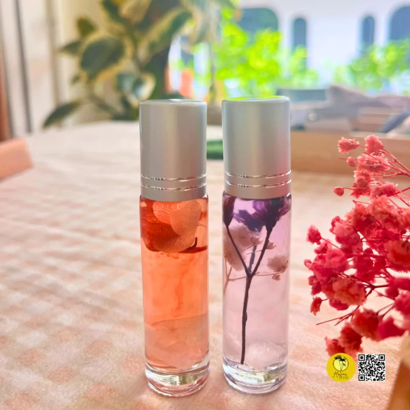 Set nguyên liệu làm 2 lọ nước hoa lăn - DIY Roller Perfume - Flower  1969’s