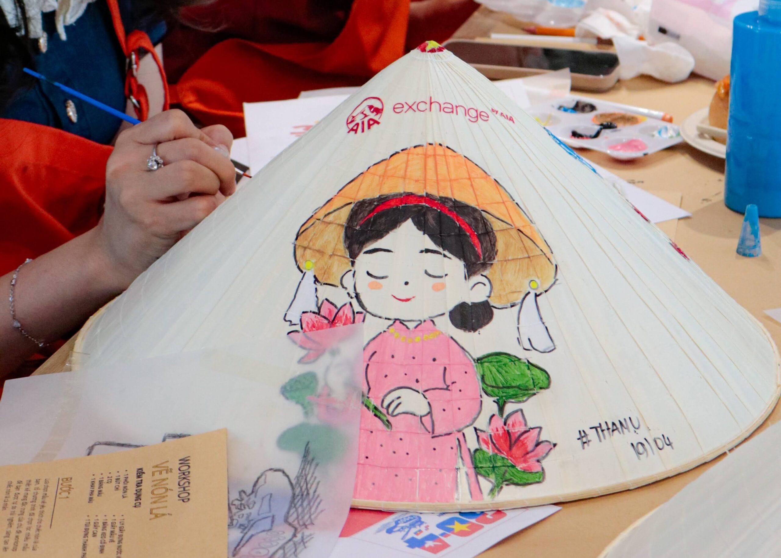 Workshop Doanh Nghiệp - Trang Trí Nón Lá (Drawing Vietnamese Conical Hat)