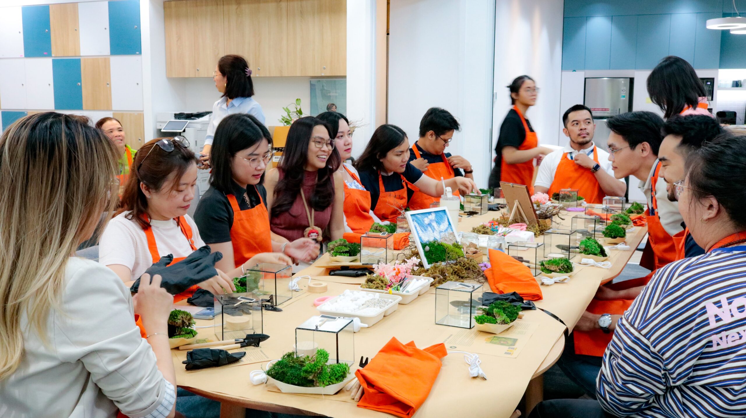 Workshop Doanh Nghiệp - Đèn Ngủ Rêu Vĩnh Cửu (Terrarium Night Light)